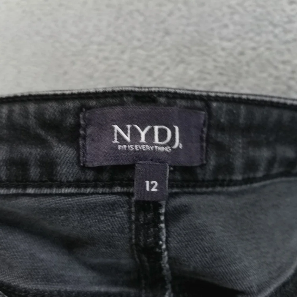 NYDJ Jeans Womens 12 Black Barbara Bootcut Lift Tuck Stretch‎ Preppy Dark Wash